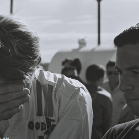 JIm et Dan qui semble soucieux..
 © D. Friedman